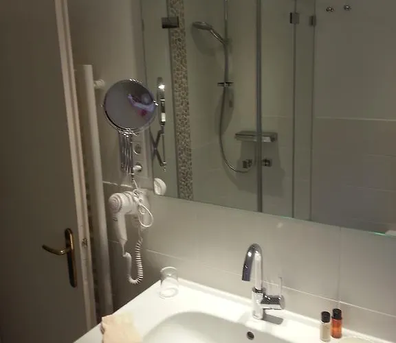 Szálloda Clausen 3*